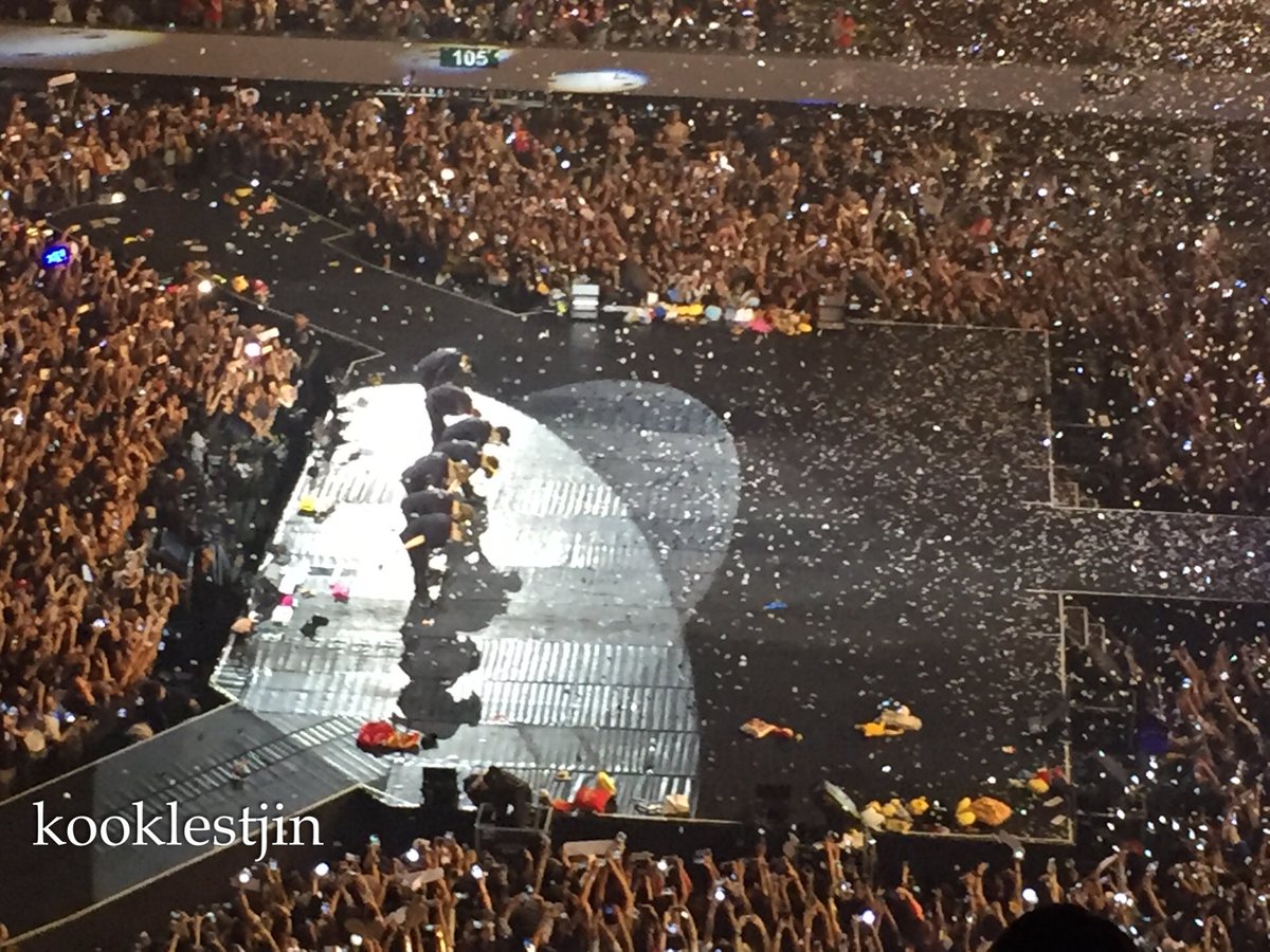 kooklestjin's tweet photo. Spread your wings and fly high! Maraming Salamat @BTS_twt Mahal ko kayo! #BTSWingsTourInManila https://t.co/obcwf4IIKv