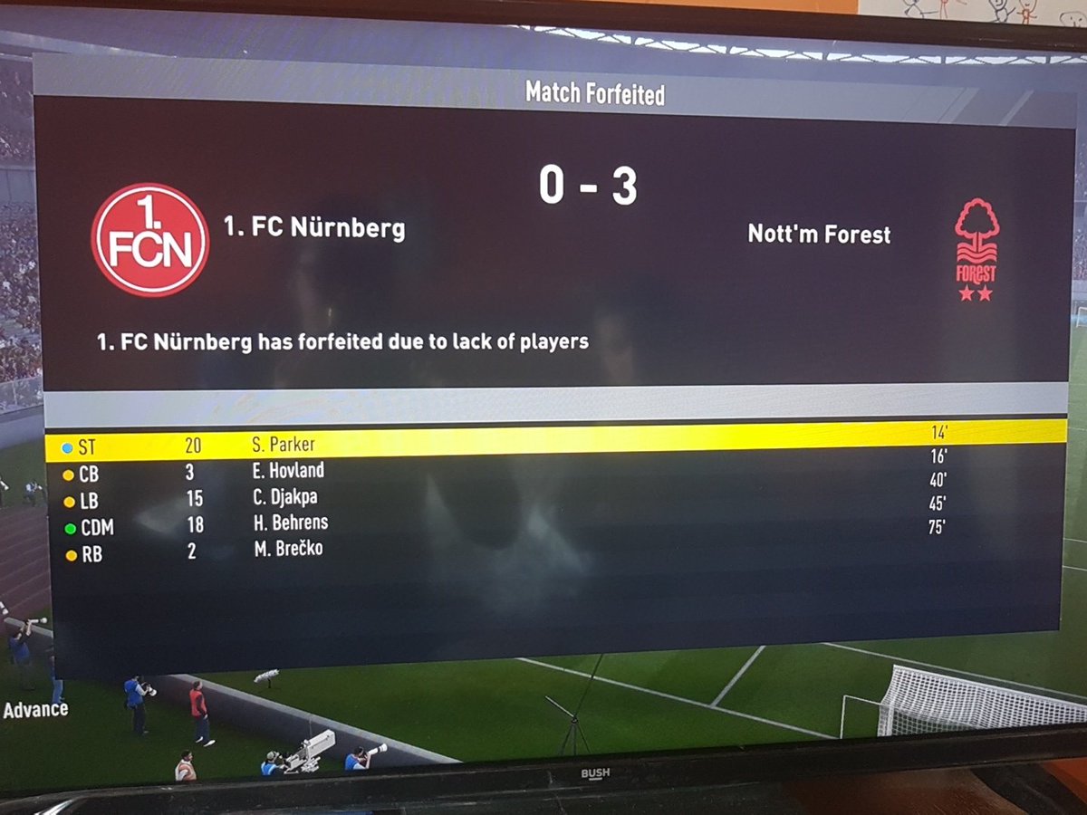 RemoveTheRoom's tweet photo. When you play fifa against a crazy person 😂 #5sentoff 🤣🤣 #nffc https://t.co/5ndhzjMMkB