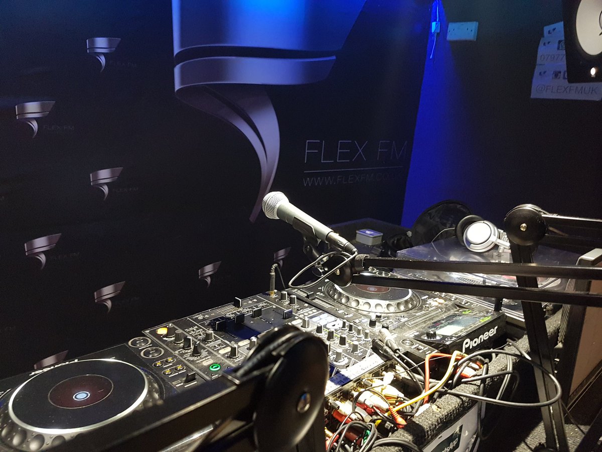ImpactUKG's tweet photo. Live after the adverts #FLEXFMUK
#TunaTuesdays #Drivetimewithimpact π https://t.co/8pfefI4tmK