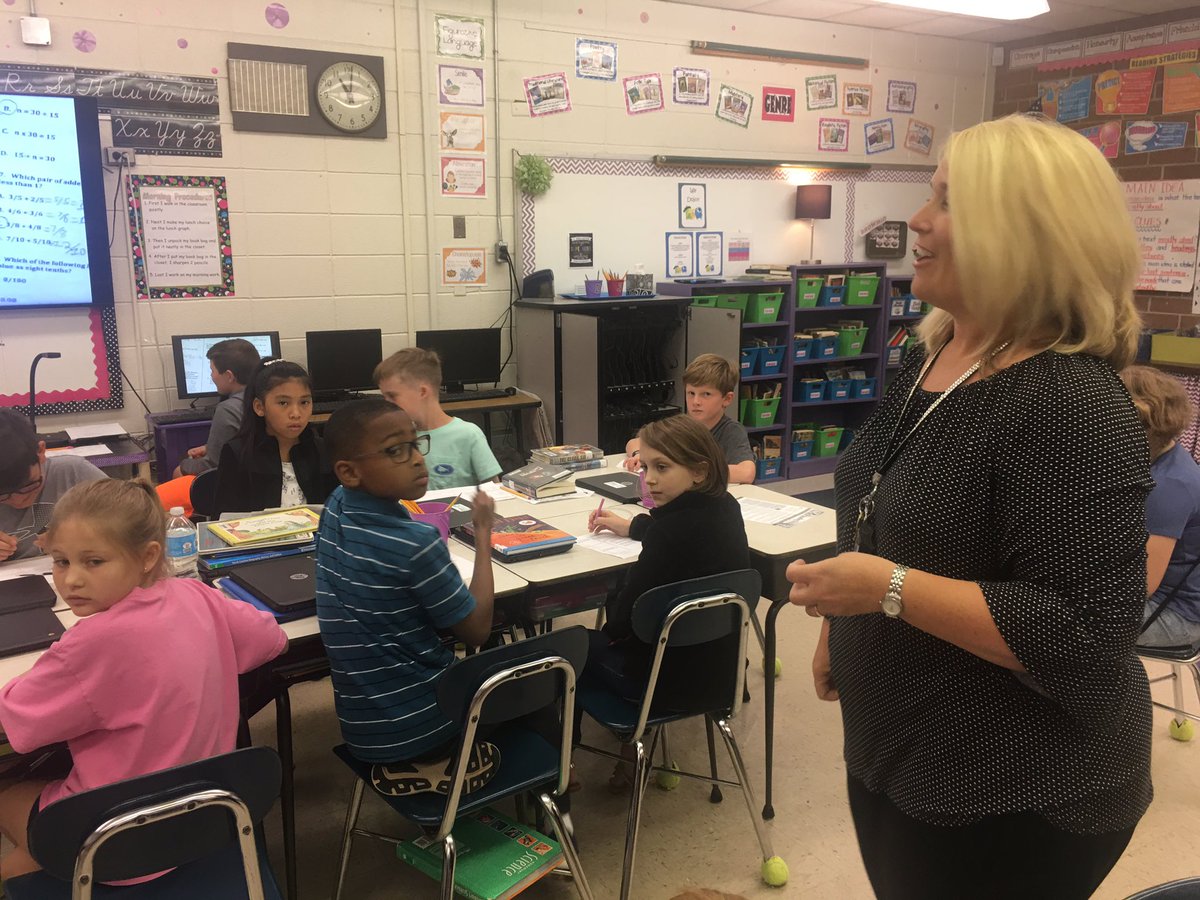 lmontgo's tweet photo. @BeverlyMellette thank you for all work on #gcsshowcase #gcsk12 @toddjgoff @PhyllisWhitwort @BelmontCentral @aundreajenkins https://t.co/2ki9dhdJ1k