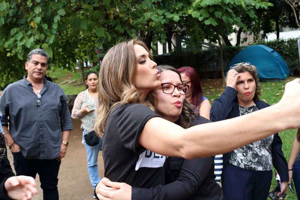 JBR_Brasil's tweet photo. 📸#69 @jackybrv😍😍😍😍😍😍😍 Mais do  encontro do dia 02/05/2017 com as #Jakcysfãs brasileiras @JackyBrvRockzz https://t.co/2ElwqMPHxw