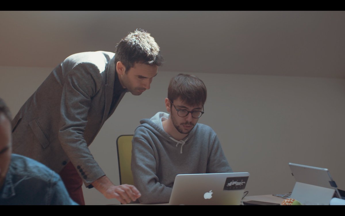 LaCapsuleEcole's tweet image. En mode #projet! Nos élèves sont partis pour 2 semaines de developpement et codent leurs premiers #MVP! #jecode 😜🤓