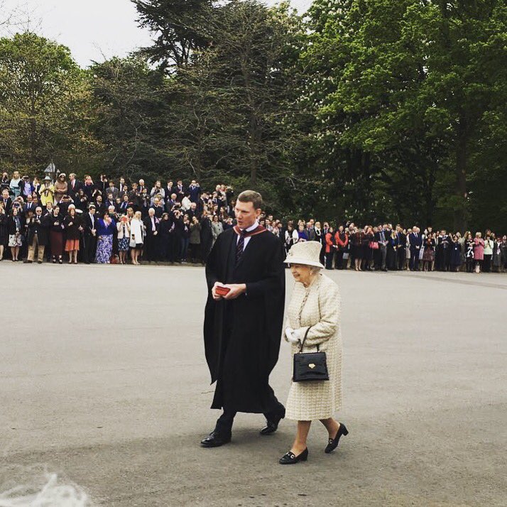 nickparkins's tweet photo. The Queen @PangColl today marking 100 years for the college. @RoyalFamily #pangbourne #QueenElizabeth https://t.co/0aP12ybMDm