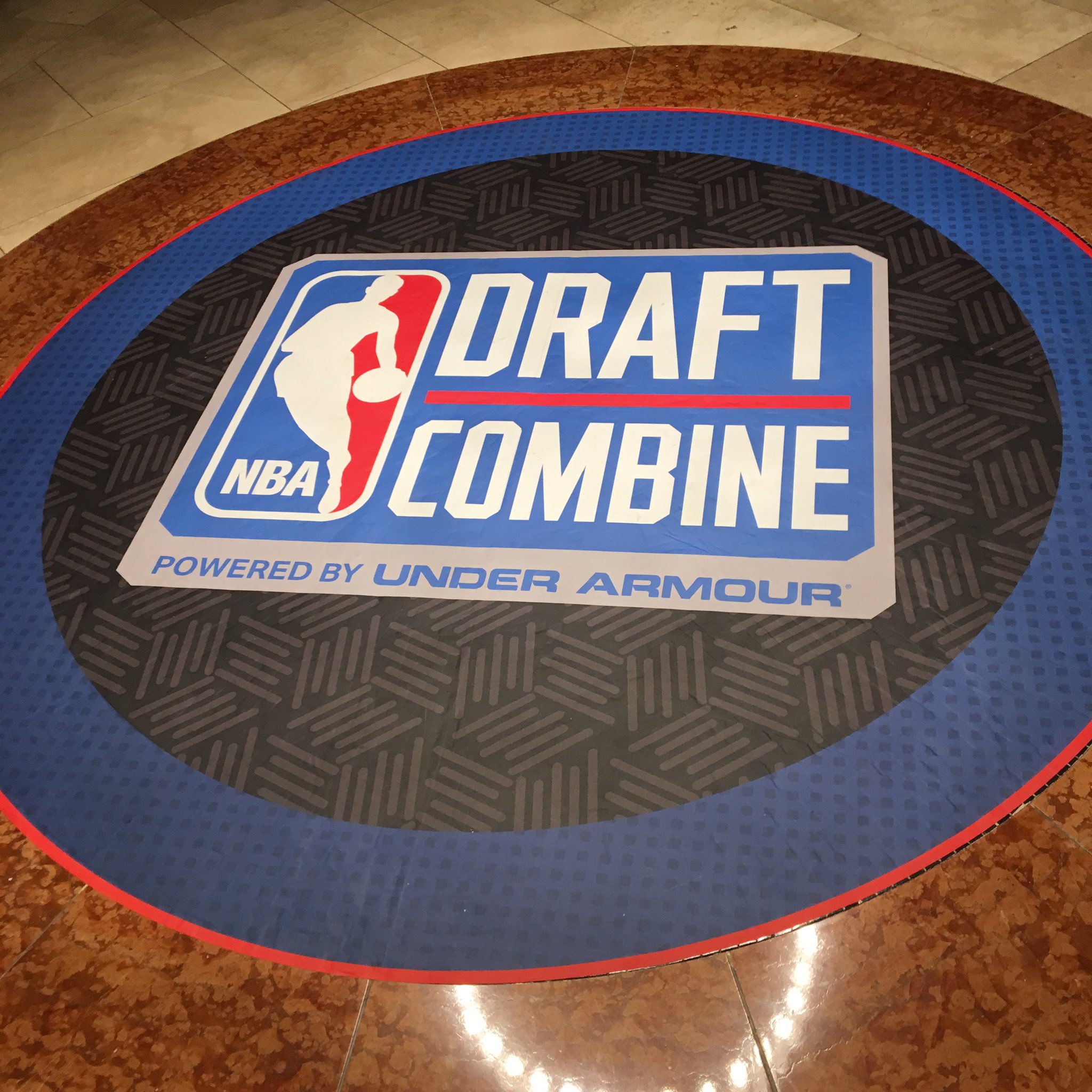 C_ZUDRCXUAAvvAW.jpg:large