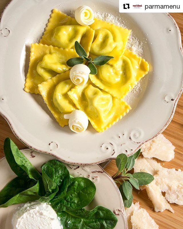 parma_food's tweet photo. Repost @parmamenu #parmafood #parmafoodlover
Pronti da gustare a Parma Menù
#tortelliderbetta #ParmigianoReggiano #foodexperience #clickand… https://t.co/VvSNq32Oqq