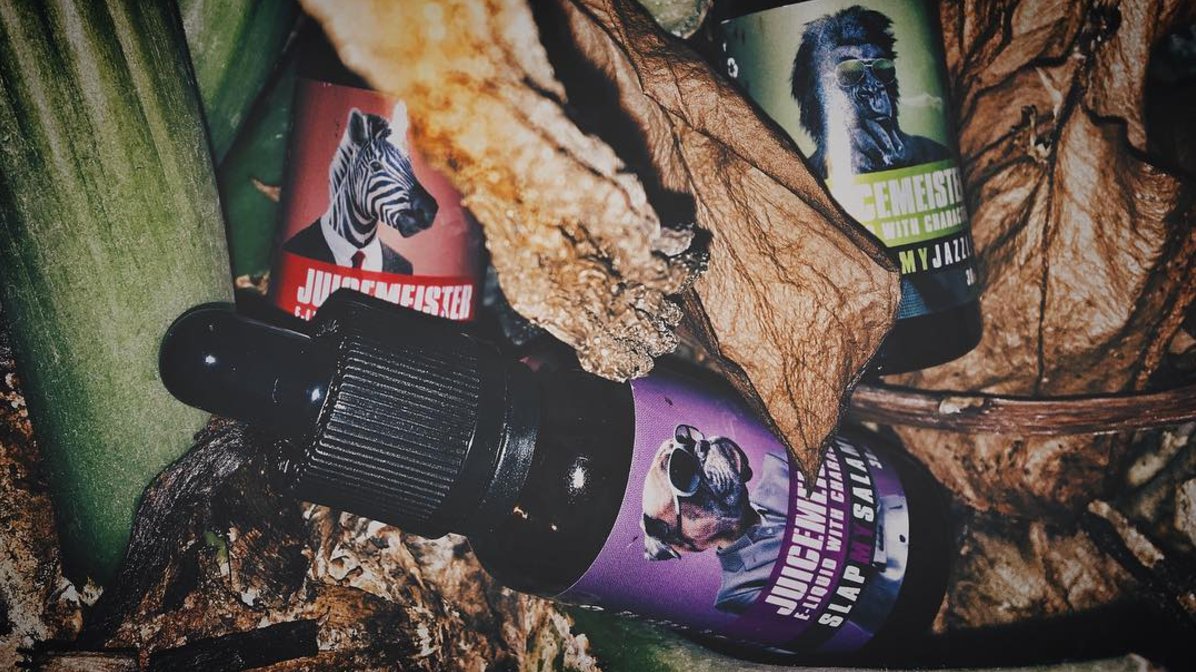 Thanks to <a href="/nurblyfe/">Nurb</a> on IG for this up close and personal shot 📷 #vapedaily