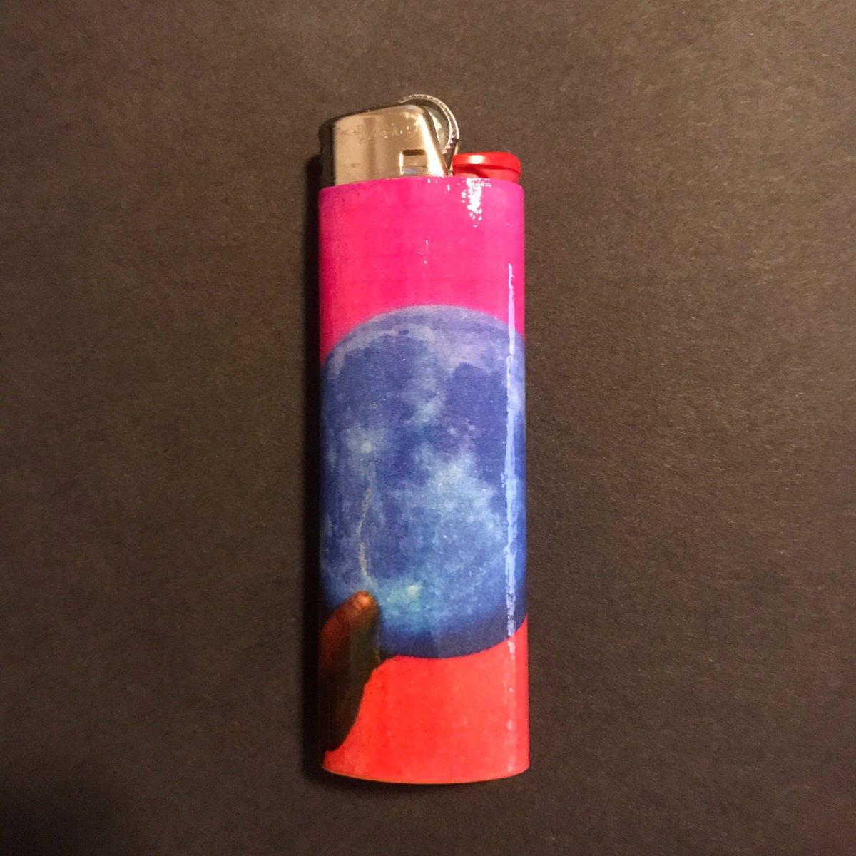 unbuckables's tweet photo. Wale "SHINE" Now available on my etsy shop!! #wale #SHINE #unbuckables #customlighter https://t.co/vCeoqCtvCP