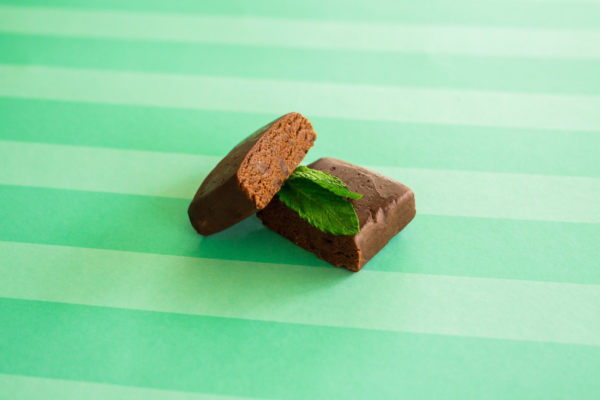 Fats_bar's tweet photo. Have you heard the news? The FATSBAR Gourmet Brownie in Chocolate Mint is now available at https://t.co/PEorr86Qwy ! https://t.co/xR7FA1lzKe