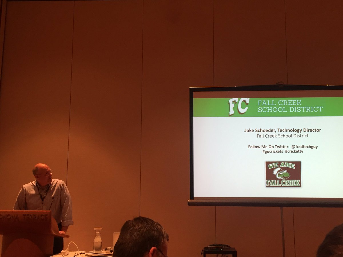 FC_Goodman's tweet image. @Joesanfelippofc @FCSDTECHGUY talking at #wiscnet sharing how FC gets internet on the buses