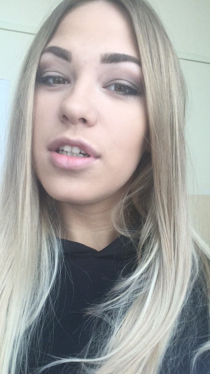 TW Pornstars - 2 pic. Selvaggia Babe. Twitter. Again destroying my