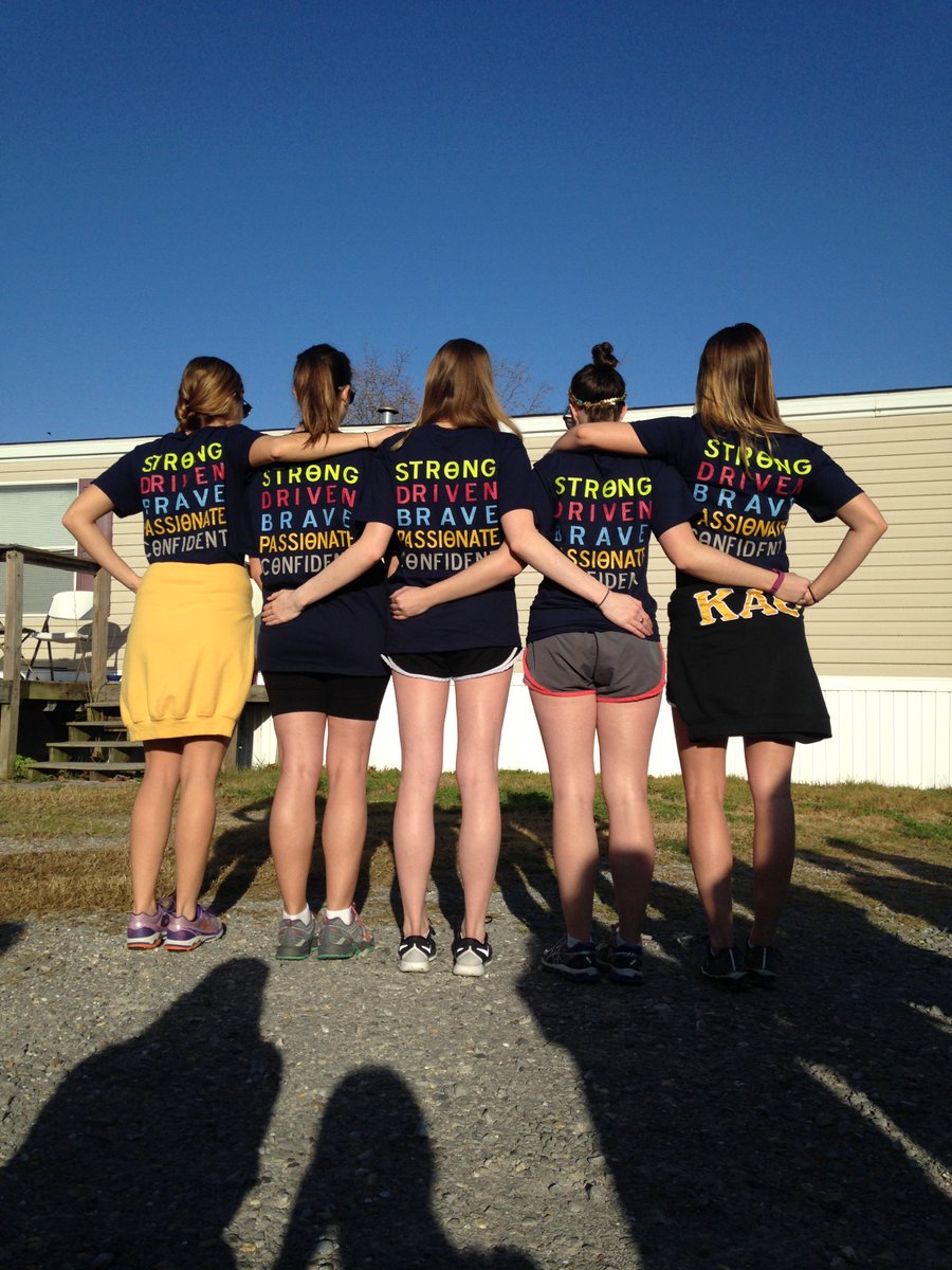 BettieLocke's tweet image. Collegians, apply now for the #ThetaService trip to New Orleans this summer! Only $75 thanks to @ThetaFoundation ow.ly/hp3v30bzuvY