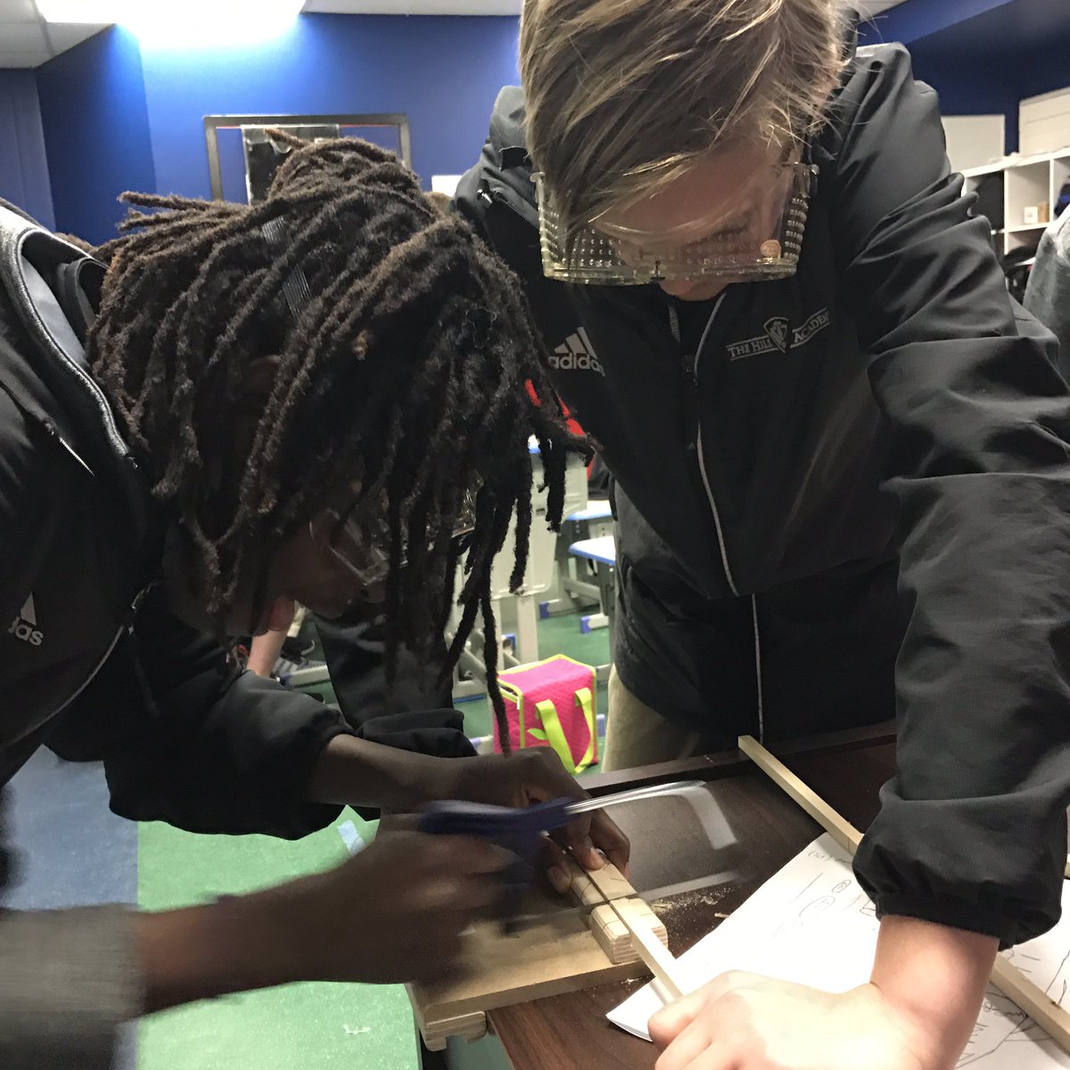 HillAcademyJS's tweet photo. Grade 7/8 beginning our build project for structures and systems unit in science @TheHillAcademy https://t.co/XHBeoMfD5b
