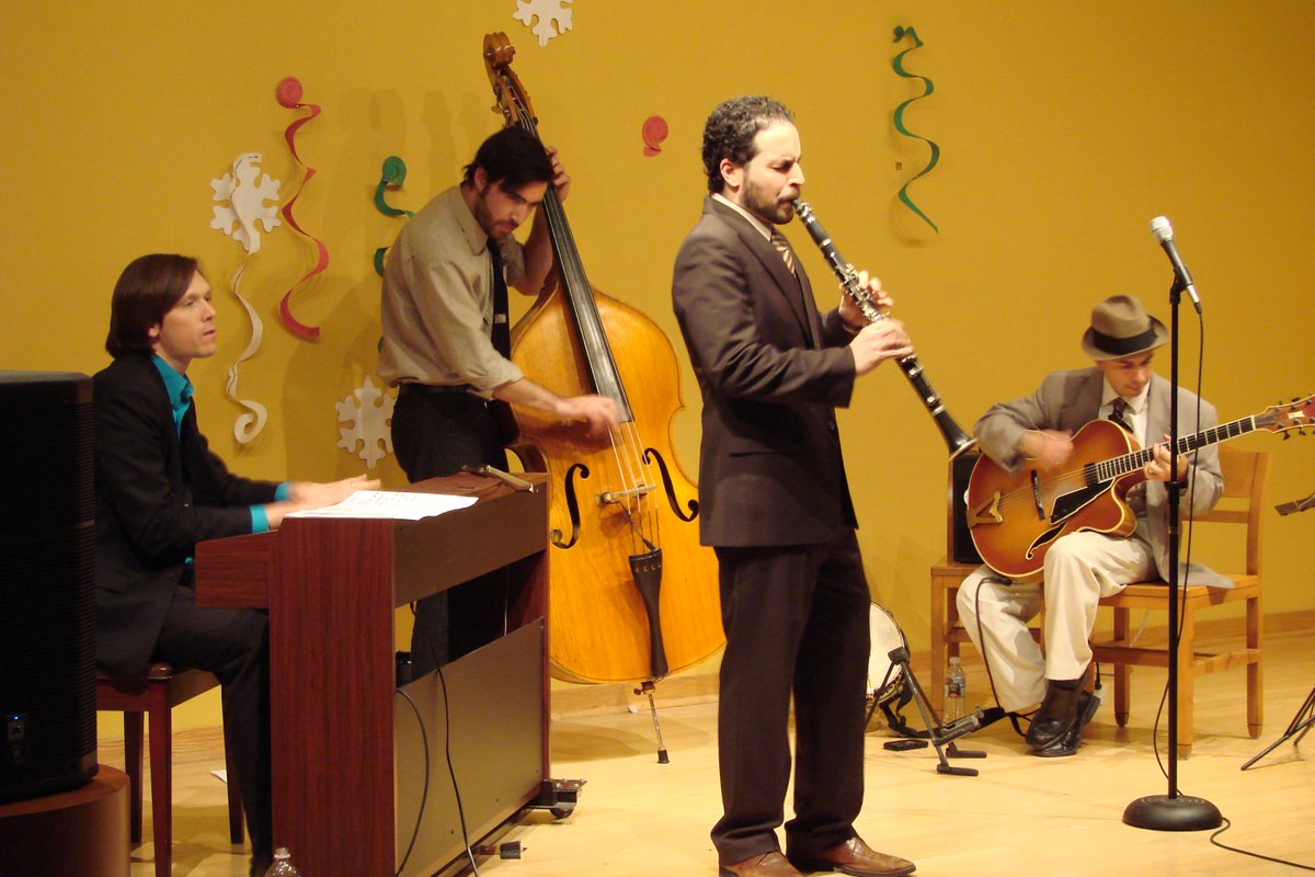 Mona's 2nite! 11pm-stupid late. Host band will resemble pic but 7 yrs more haggard. <a href="/GordonWebster/">Gordon Webster</a> <a href="/DennisLichtman/">Dennis Lichtman</a> <a href="/jaredjengel/">Jared Engel</a> <a href="/RussoNick11/">Nick Russo</a>