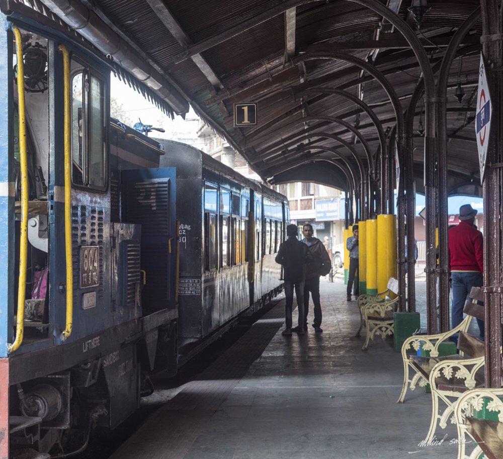 Train to NJP from Darjeeling halts at Ghum station. more pictures and blog posts at milind-sathe.com
 #WorldHeritage #UNESCO #railway