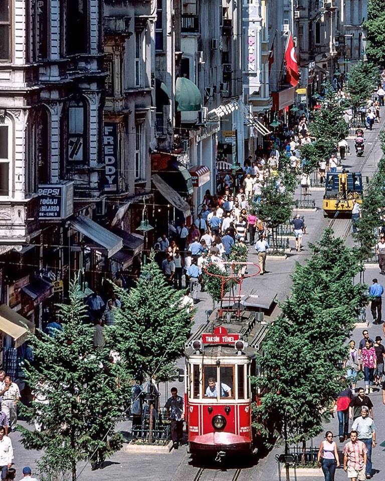 Istanbul's Istiklal Caddesi in 2000. (Photo by Murat Germen)