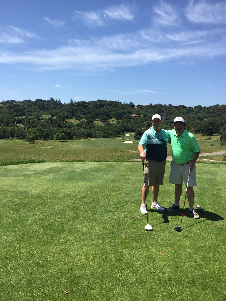brendanfoley's tweet photo. Enjoyed the day @MayacamaGolf celebrating @kenlogan birthday! #Sonoma #Punch2Iron #PatioDinner #Golf https://t.co/Obs3J8H73J