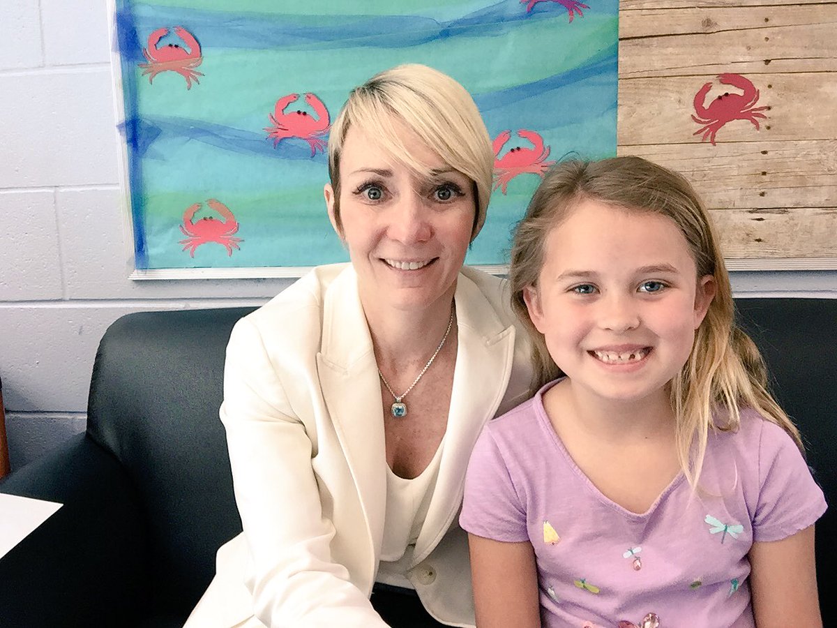 southoldelem's tweet photo. #GoodNewsCallOfTheDay went to this 1st grdr for being a helpful friend! @ellen_oneill @jdrower1 @mrswinfirst #southoldelem https://t.co/atgN8MQBEx