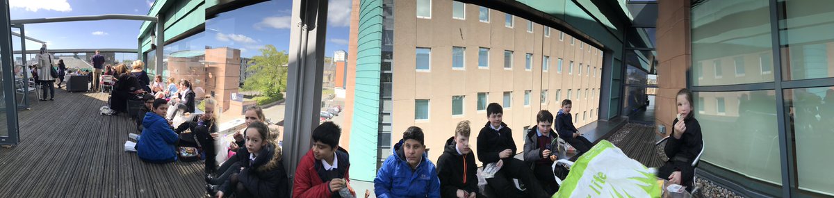 lookwhatjendid's tweet photo. A huge thank you to @laurieod @ClareDundee & @AbertayGDS @AbertayUni for allowing so many #Dundee pupils&staff visit this week! #CSforall https://t.co/CaN6vznF8i