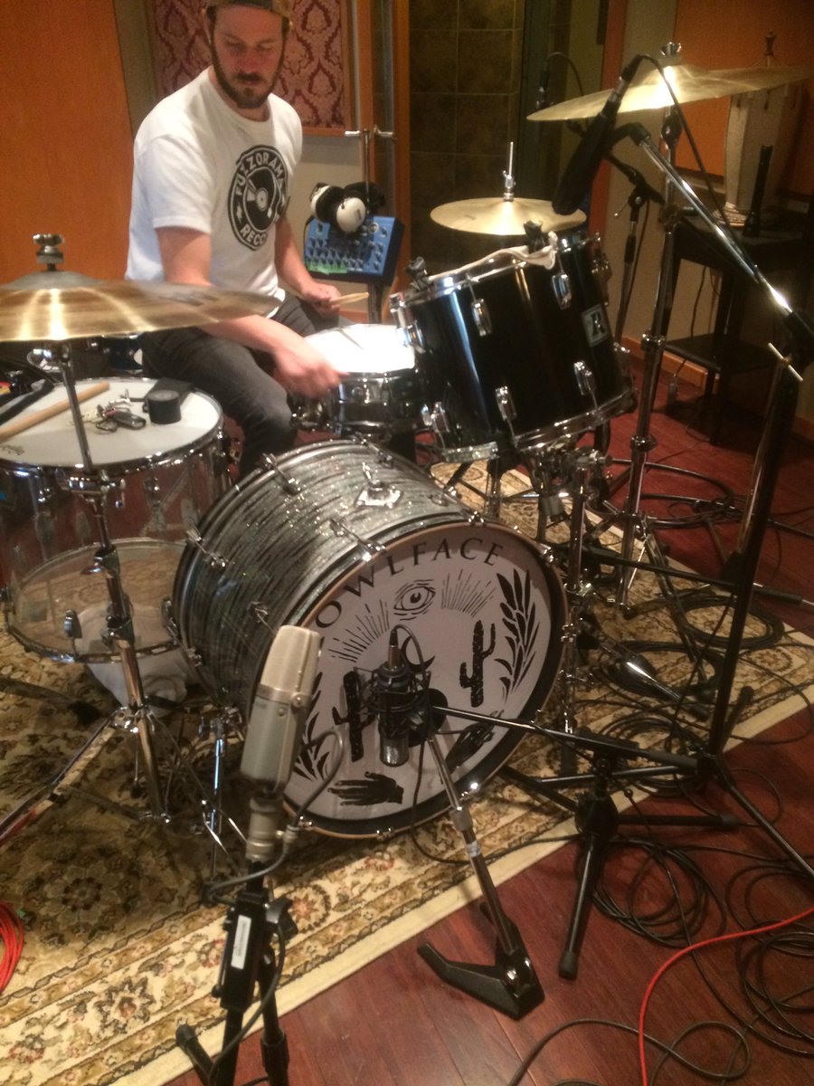 Back again for more studio time this week! Getting set up for a day at #echoplant #EP