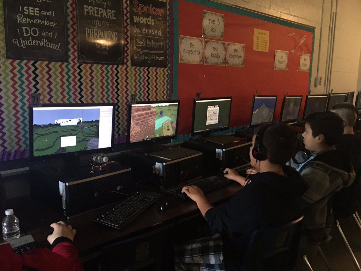 MooreBusiness tweet media