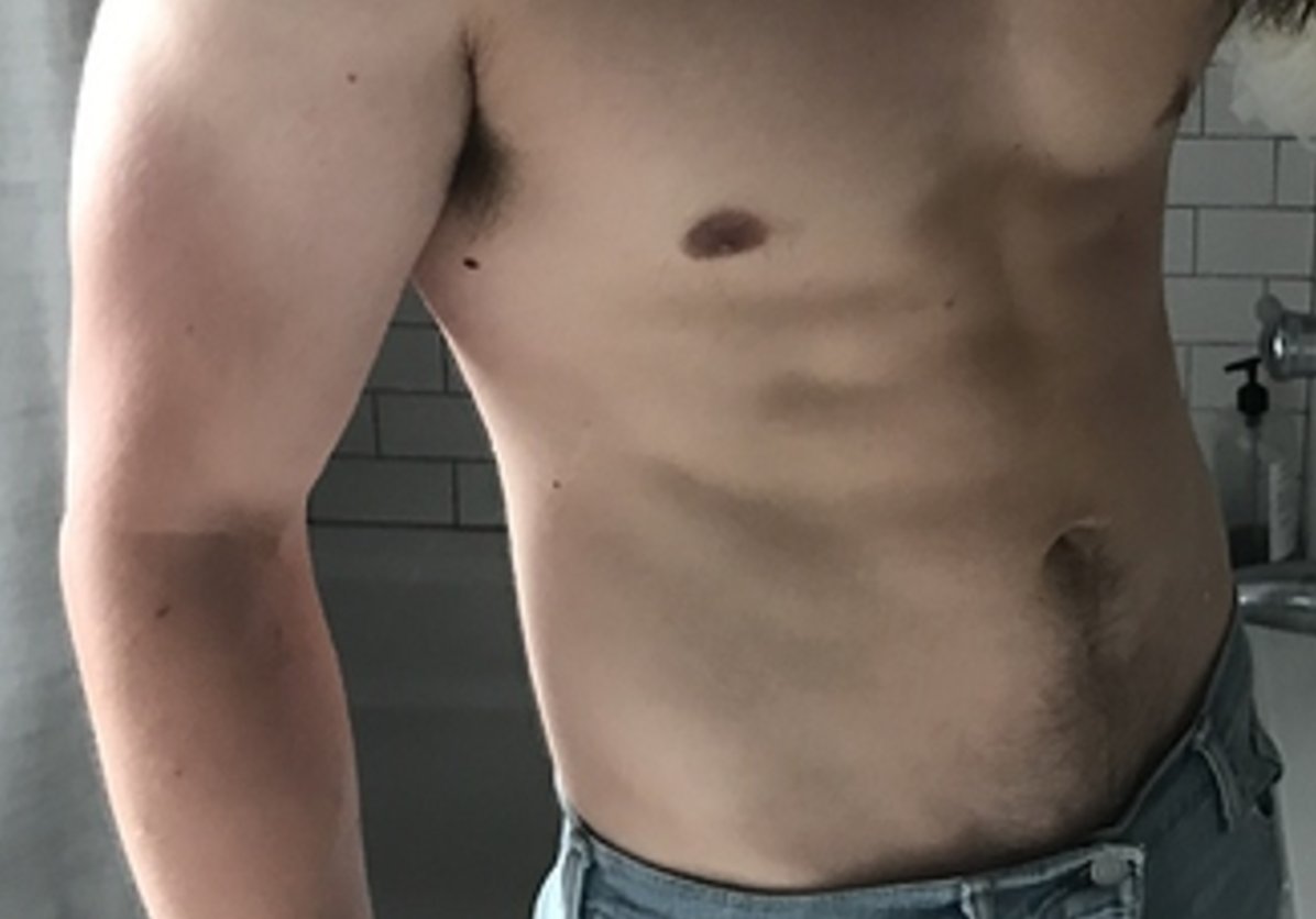 T_Nation's tweet photo. 16wks on a keto diet, this lifter dropped over 20 pounds. See his training and diet log: https://t.co/fLhjYwEpme https://t.co/jEdDFbaz5M