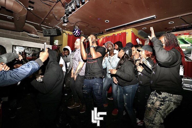Prada_MACK's tweet photo. We not playing with this! #HiighLifeFamilia π #MACKSeason π₯ #SpreadTheWealth π°#FlyWaySociety πΈ https://t.co/vAdJI6I6Ac