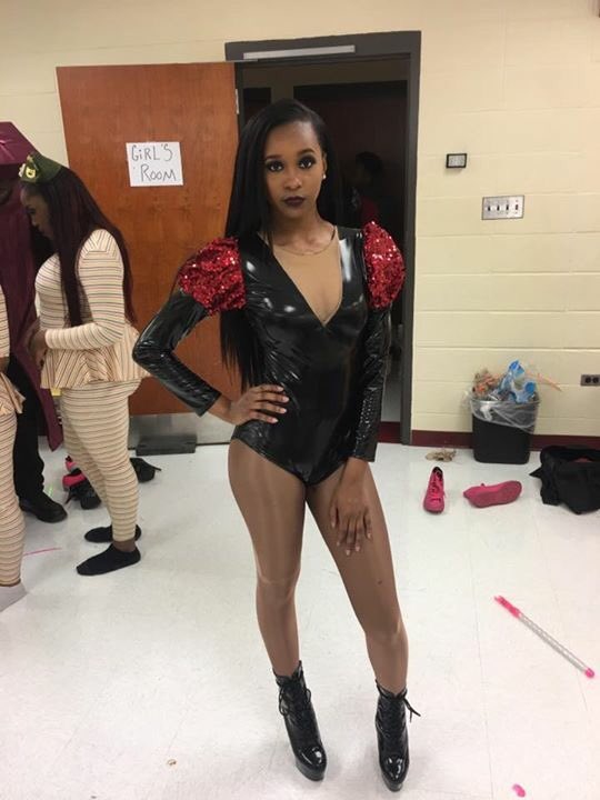 DunbarModelsInc's tweet photo. Stop playing in our Face... @its_briaa_  rocking fashions by @ethnicitybrand ....@PLDHS414 https://t.co/XnEGFD28tU