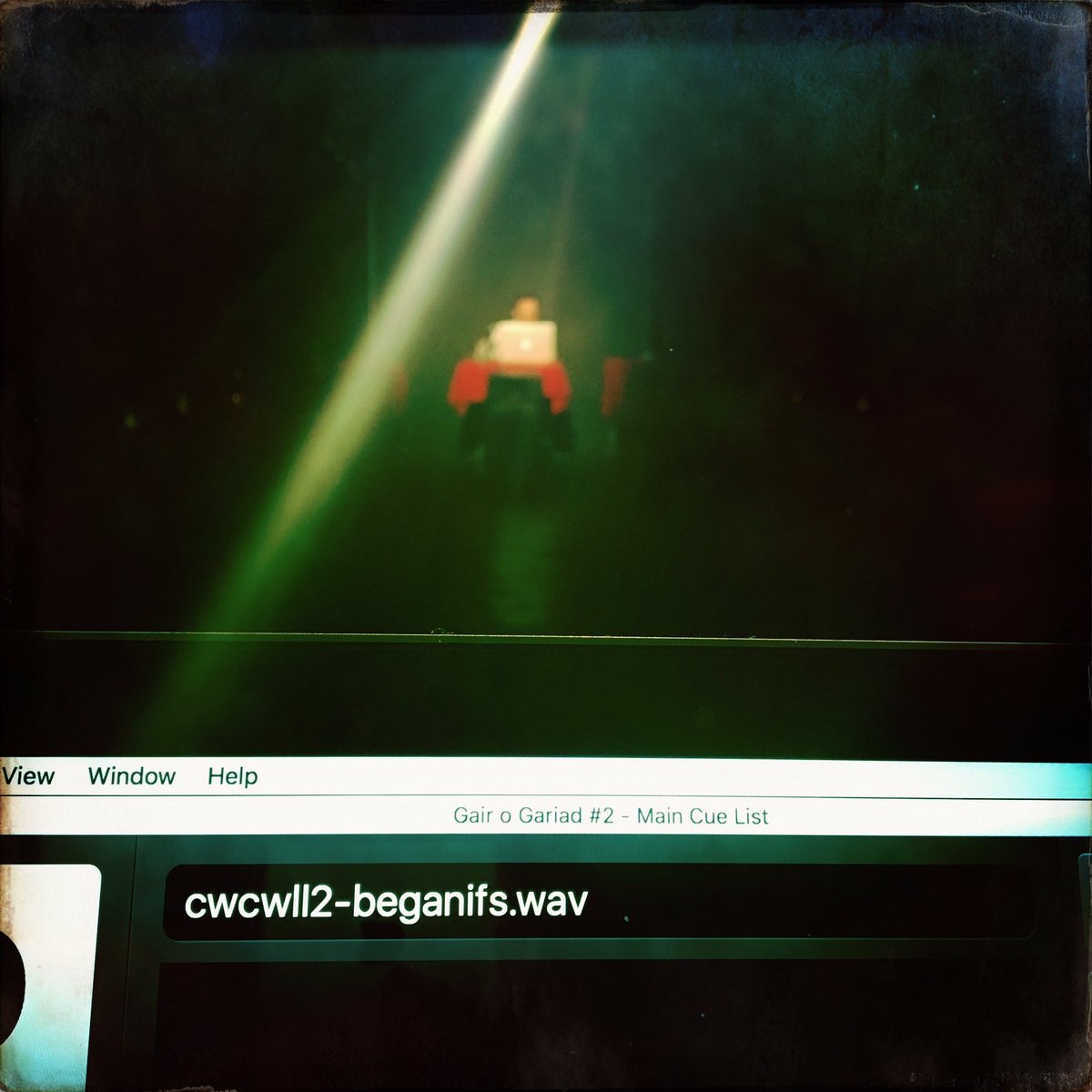 Darllen eich ceisiadau CHI! Gair o Gariad @theatrbaracaws 
Cân sy'n atgyfodi atgof? Gwrandewch @Alnodllawn fory i glywed mwy <a href="/BBCRadioCymru/">Radio Cymru</a>