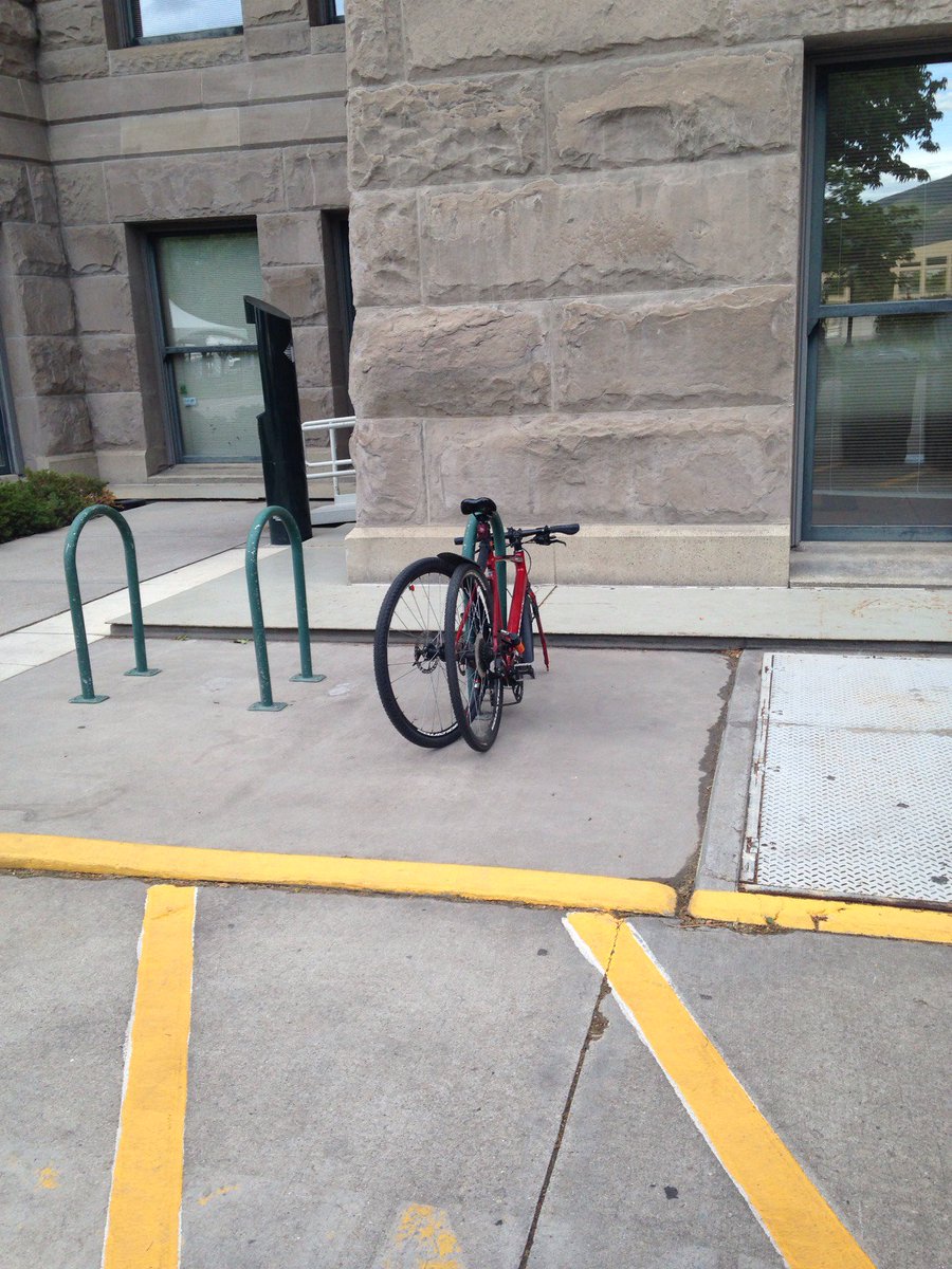 Cushman4Council's tweet photo. No problem parking at the @slcCouncil Budget Hearing...when you ride your bike! #bikemonth #VIPparking #practicewhatyoupreach #ZeroEmissions https://t.co/CUaEc5BRwh