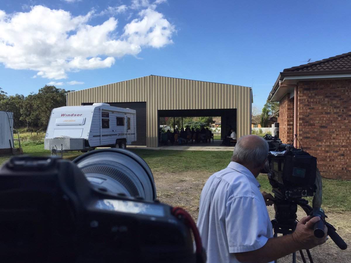 Defence min Marise Payne finally meets with residents of #Williamtown #PFAS red zone