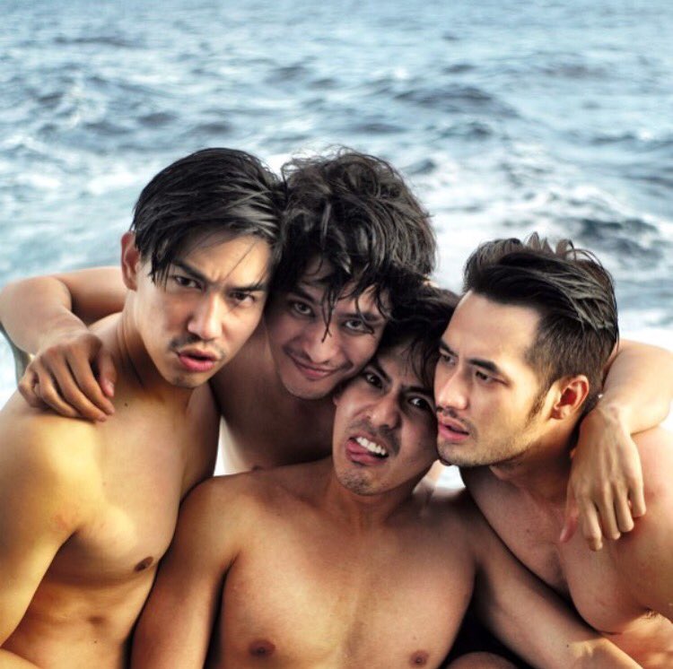 UnderbedDara's tweet photo. ลมมันแรง พี่ๆเขาอาจจะหนาว

อยากจิเดินเนียนๆ ไปกอดด้วยจังงงงง /บิดตัวเขิล

#ใต้เตียงดารา https://t.co/74nVHYizka