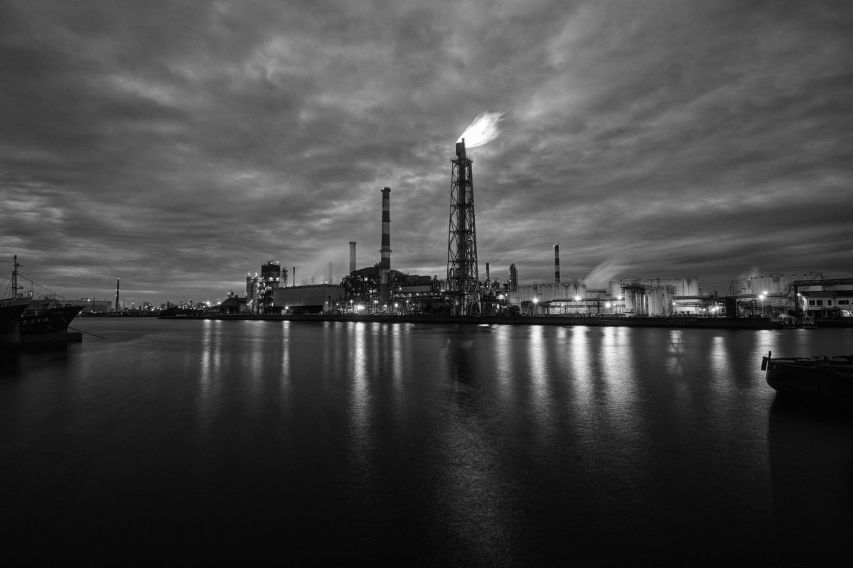 oki_mik's tweet photo. #technoscapes #monochrome https://t.co/a20ISeNPsZ
