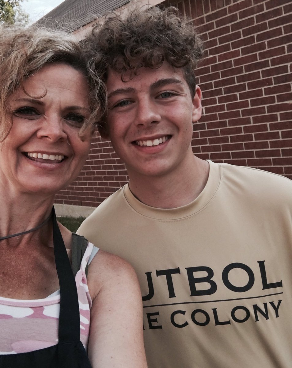 HeroThanks's tweet image. Gabe knocks &amp;amp; asks, "ma'am, you mind if I shoot hoops outback?" carrytheload.org/goto/chaplaina… - it's about the generations 🇺🇸