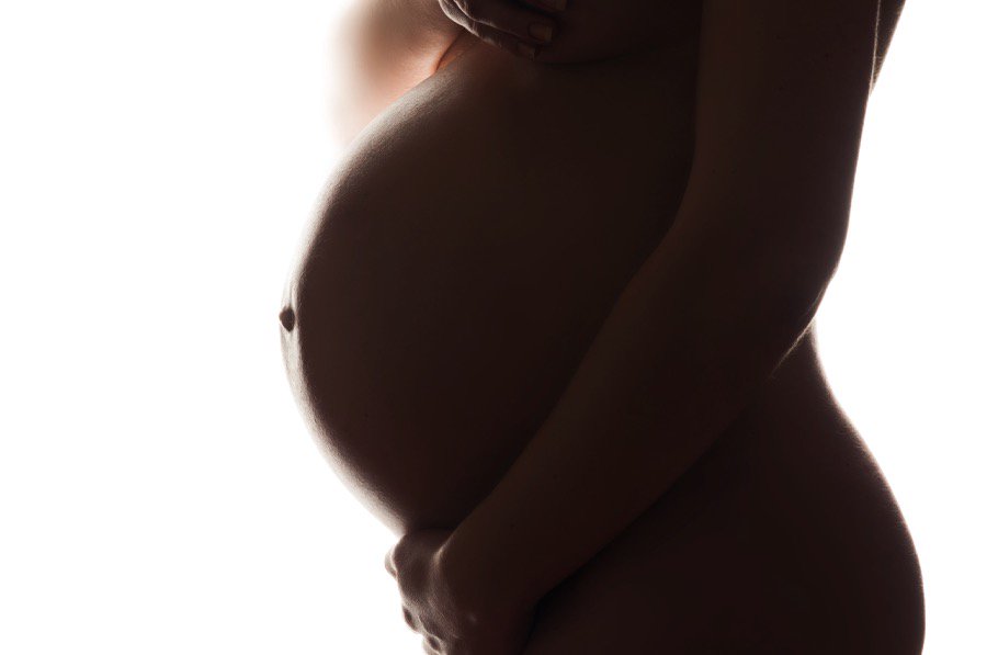 TheKahuluiBeast's tweet photo. Our little one grows by the day, Anya is always the most beautiful wahine my eyes have ever seen, but she's loving this experience! #Excited https://t.co/hoxKbtQJ2M