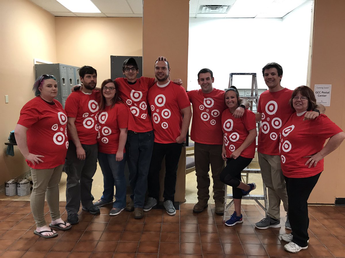 christy_harper7's tweet photo. Transformation Tuesday with United Way!  Making a difference in Kalispell. @SeedRachel @ajhenry123 @BHaeusser https://t.co/1EzRq97puR