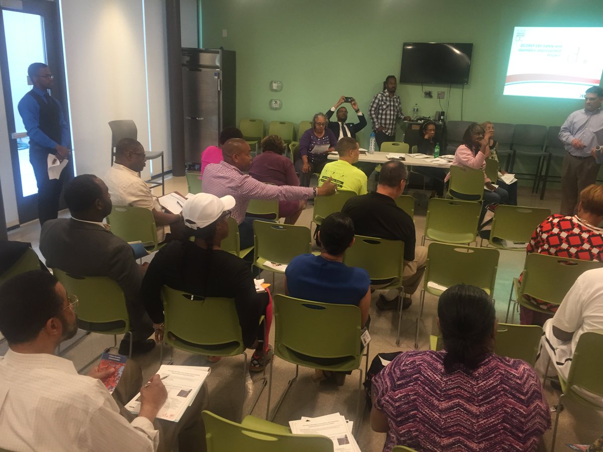 CRSnowden52's tweet photo. Tonight #TeamDMGEO COS, Faith Leach is at #ANC7F to discuss @MayorBowser's FY18 budget and investments in Ward 7! https://t.co/hiz7Ztw89P