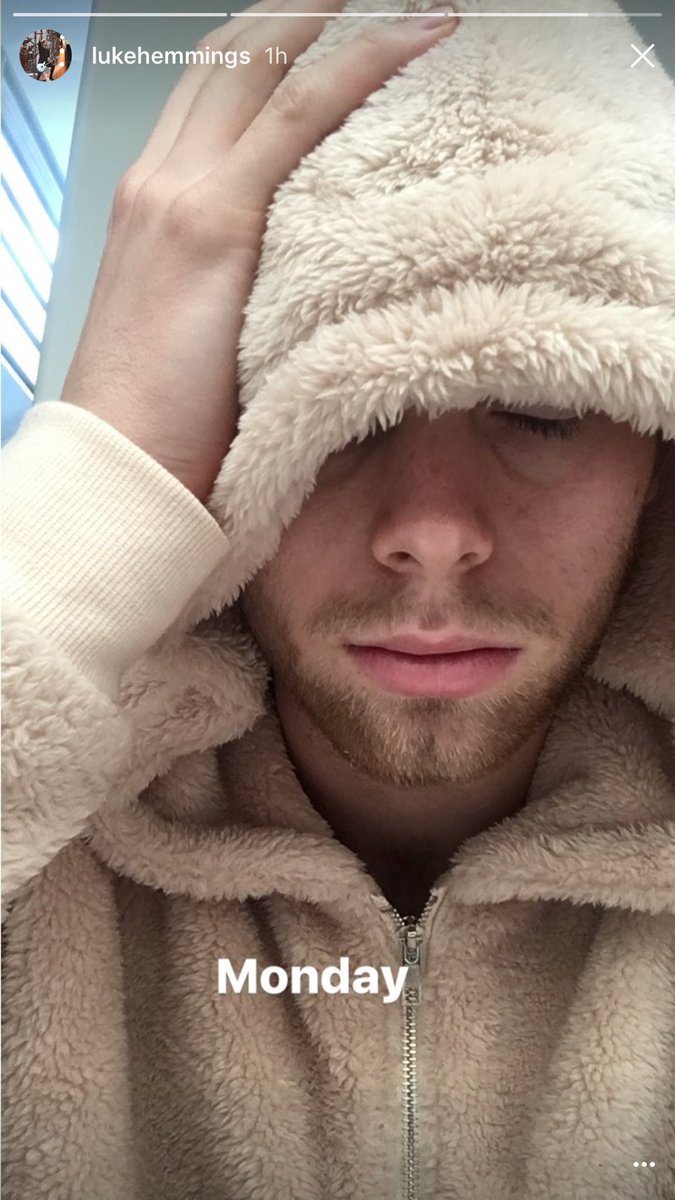GabyHdz18_11's tweet photo. @Luke5SOS @5SOS Luke en historia de IG ❤️😍 #5sos3albumlink #5sos3leak #5sosbbmas #5sos3leaked #5sosfam #5sos3album https://t.co/KHfJGIX6pw