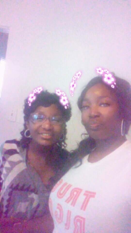 Kr1stal's tweet photo. Mother's day photo! #motheranddaughter https://t.co/RYoDCHS8ZV