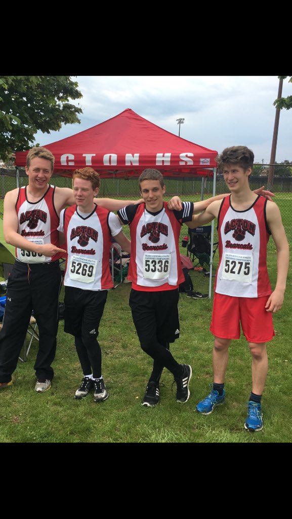 Angtrendz's tweet photo. BEARCATS great job at GHAC today in Hamilton !  @actonhighschool #movingontosouthregionals !!! https://t.co/BV6zQx3yiQ