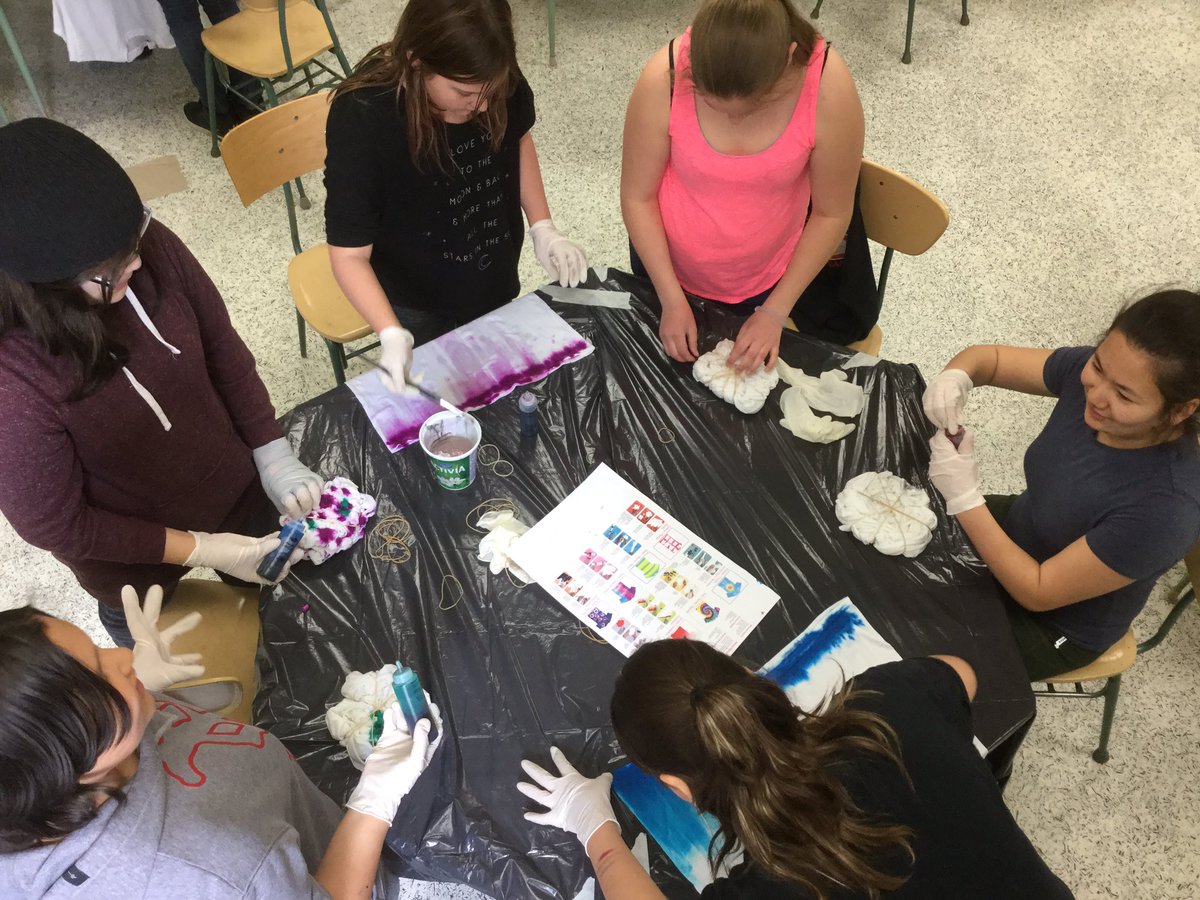 __Huckleberry's tweet photo. @MUCCPride #MYMAKE wraps up a creative year with tie dye and pizza! Can't wait to see how these shirts turn out!!! https://t.co/k1dTt19SFg