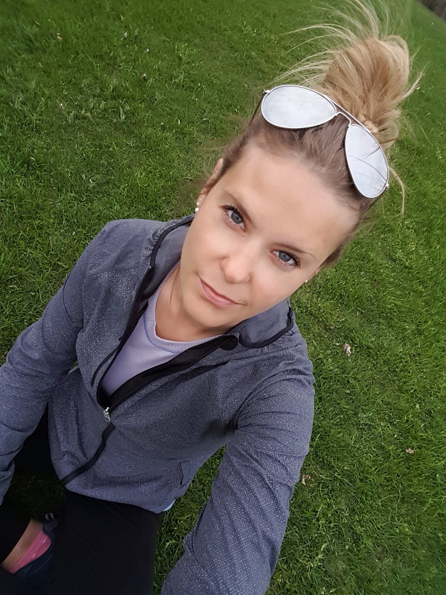 HeyItsMeMissJT's tweet photo. Done &amp; done. "It's gon' rain!" #inthevoiceofollie #meteorologistjen #eveningworkouts #sittingduck 🦆 https://t.co/JxKpDguqFo