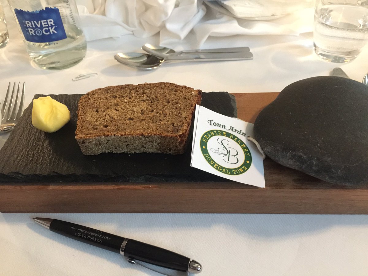 nevenmaguire's tweet photo. What a brillant night @tasty_2017 @IrishFoodGuide @HarveysPoint @ursuladonnelly @VillageTav love it thank you for having me wow what talent! https://t.co/uNEBRVTtJo