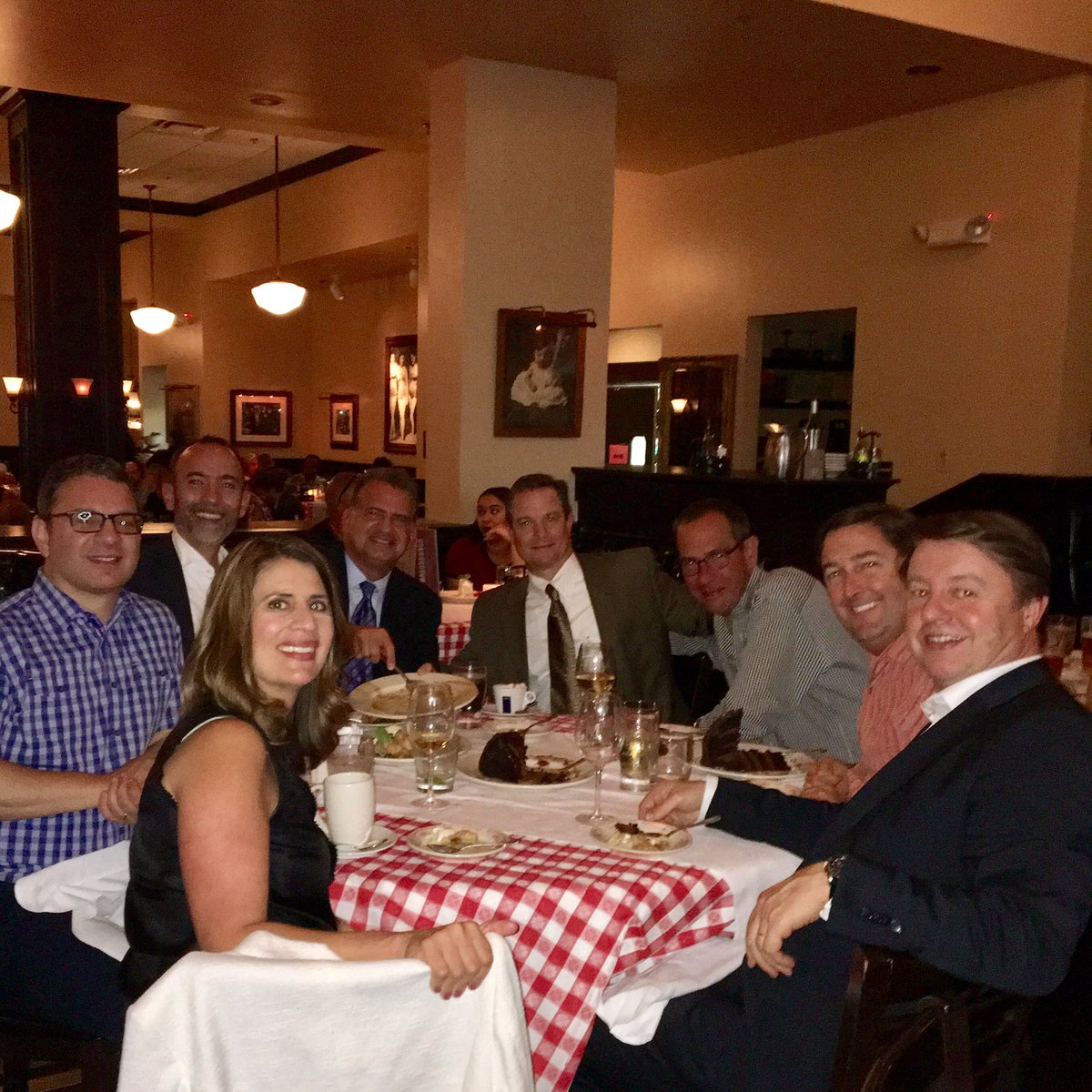 LizHall97's tweet image. Dinner with this crew. #SAPManagedCloud