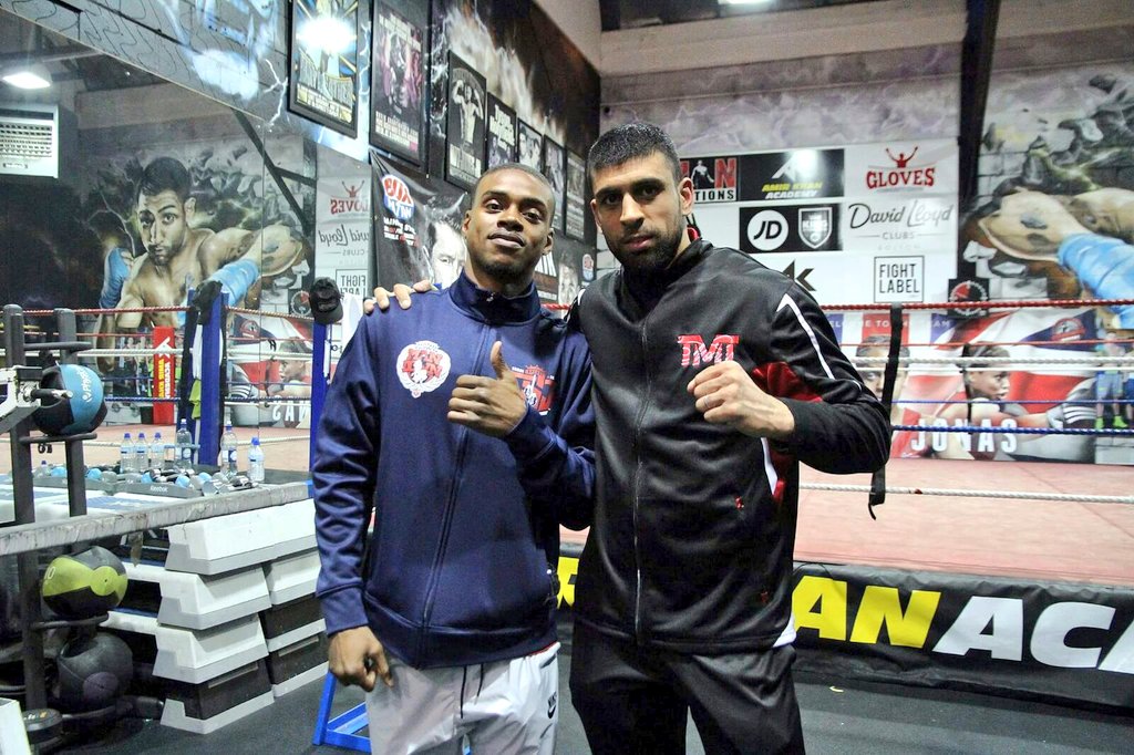 DrHitmanDaniel's tweet photo. It's fight week &amp; been extra motivation for me to be training with my friend &amp; one of the world's best @ErrolSpenceJr #ManDown #TeamDrHitman https://t.co/H5547YOEXh