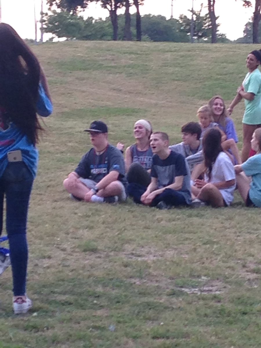 TheBoButler's tweet photo. Fun at the Pals picnic! https://t.co/OsMPDNy1Cr