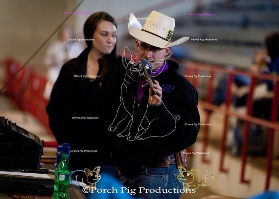 collinsfarms2's tweet photo. Ozark Empire Pro Rodeo 2014 still have the coolest job ever... https://t.co/jTNiaOHzBn