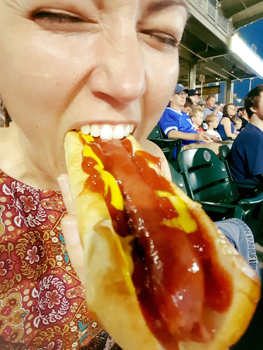 TrulyCherokee's tweet photo. Having a blast at the @KnightsBaseball game! #cltknights #mlb #letsdothis #getitboys @CLTKnightsHomer  @CLTKnightsRadio https://t.co/mvy8togGHm
