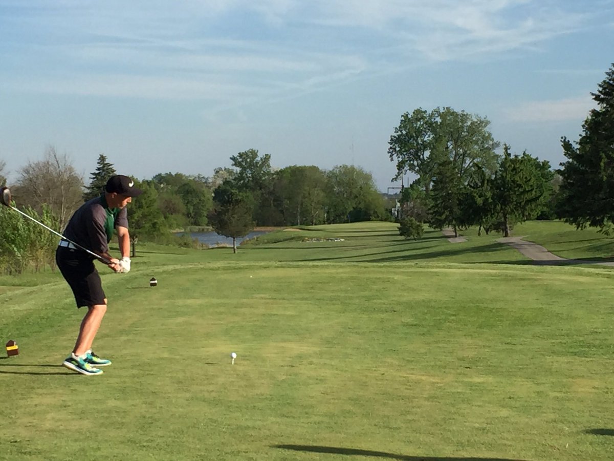 NHSKNIGHTSGOLF's tweet photo. Garrett Schuler and Bryce Cowen tee it up on 18 during senior night at Highland Lake Golf Course. https://t.co/d0fBilYDGr