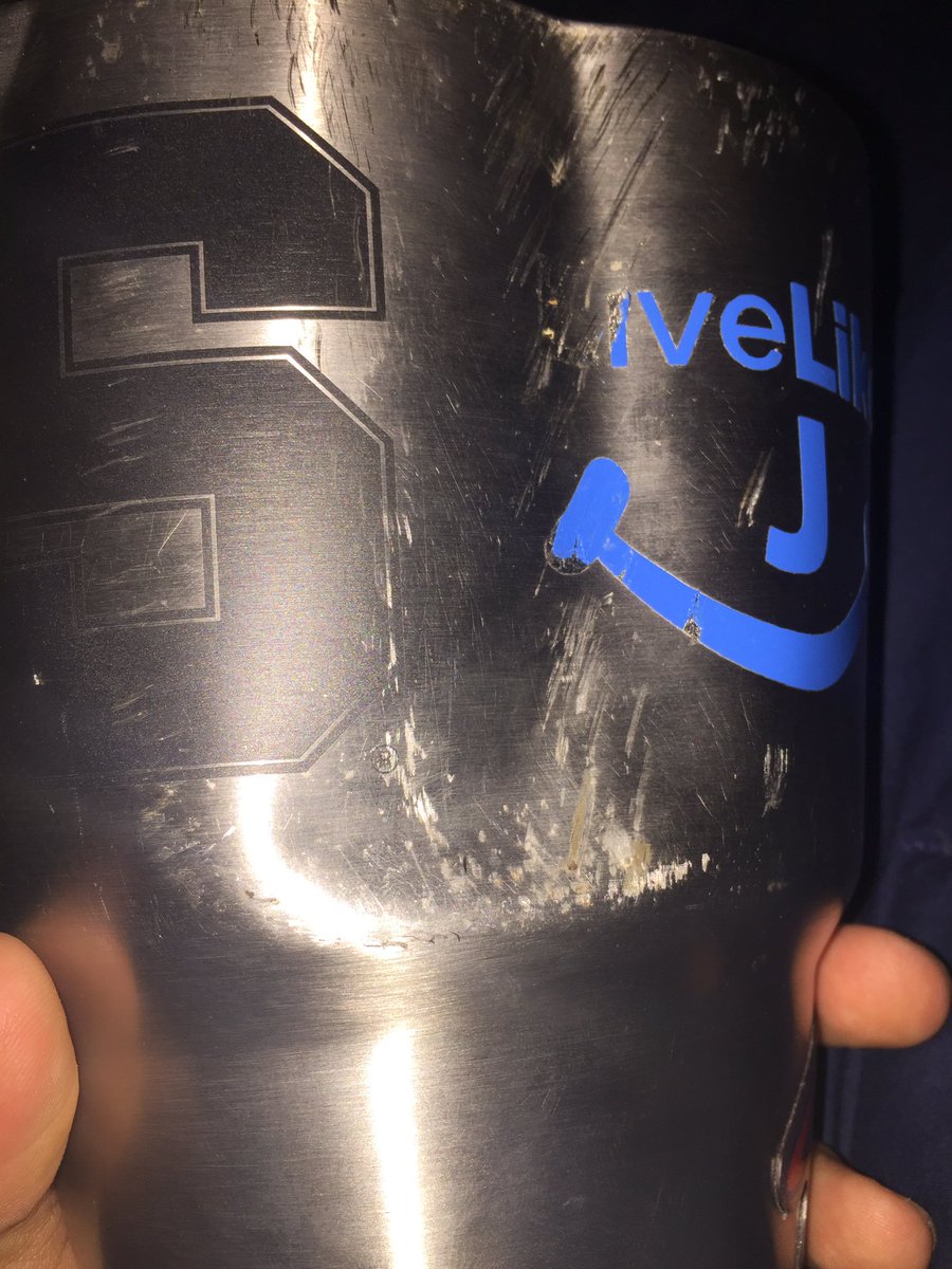 faze_87's tweet photo. Saddest day of my life #RIPYeti https://t.co/Y4wjBvdYq4