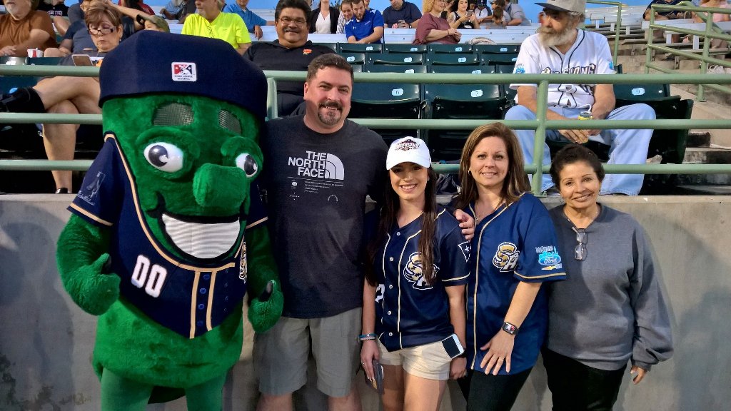 90SouthLeader's tweet photo. @missionsmilb #Missions https://t.co/LLJ6BLI0Qh